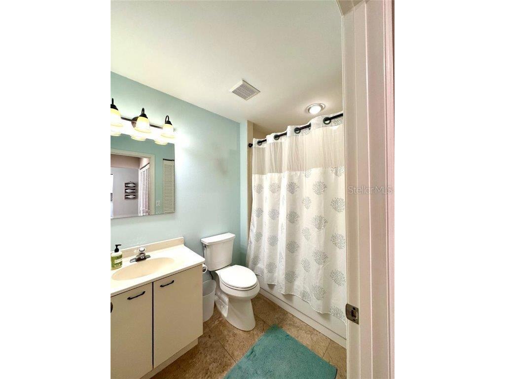 3148 Ringwood Meadow #53 Sarasota FL 34235 A4679420 image26