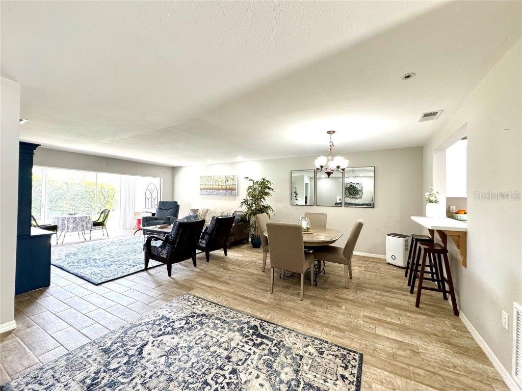 3148 Ringwood Meadow #53 Sarasota FL 34235 A4679420 image9