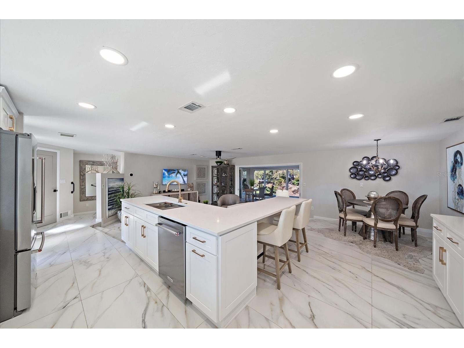 3149 Homasassa Road Sarasota FL 34239 A4677645 image16