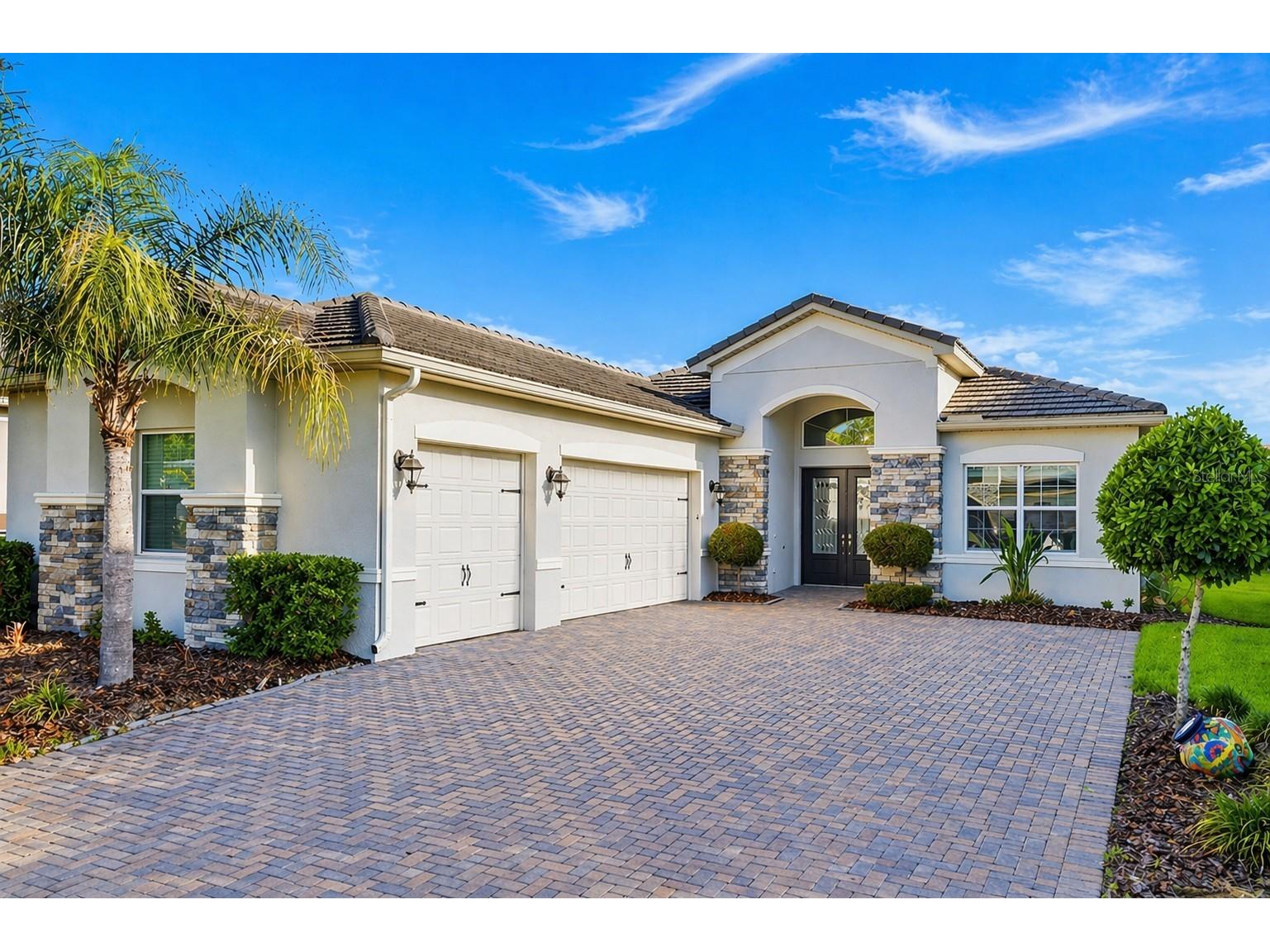 31490 Chesapeake Bay Drive Wesley Chapel FL 33543 TB8500611 image1