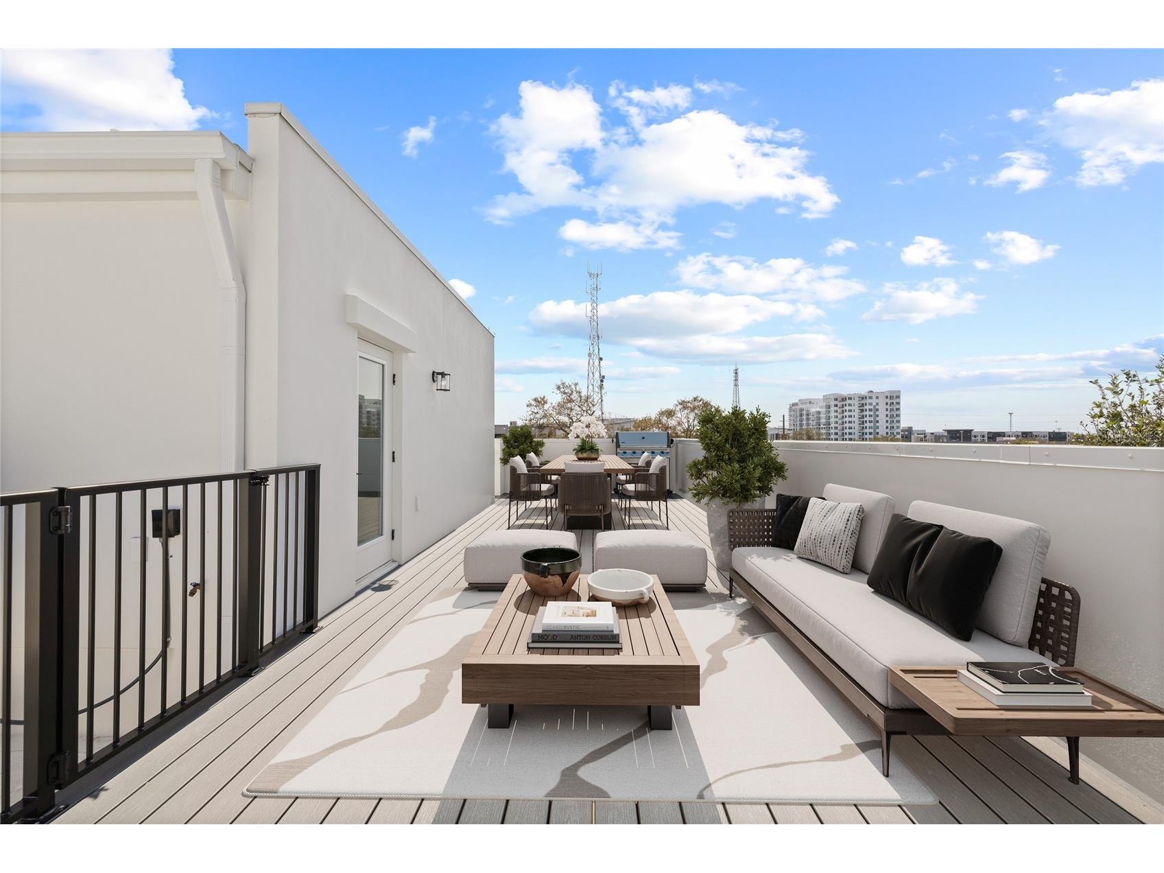 315 15th Street N Saint Petersburg FL 33705 TB8475330 image2