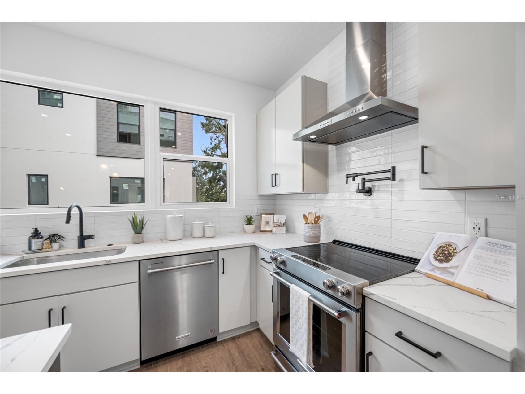 315 15th Street N Saint Petersburg FL 33705 TB8475330 image23