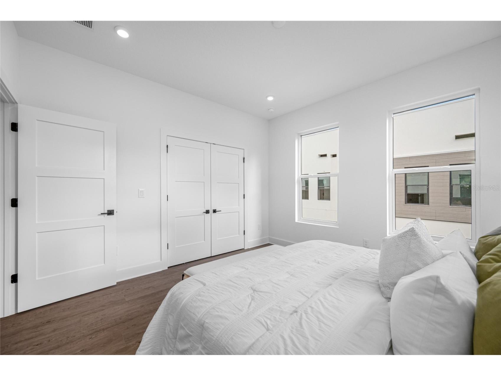 315 15th Street N Saint Petersburg FL 33705 TB8475330 image38