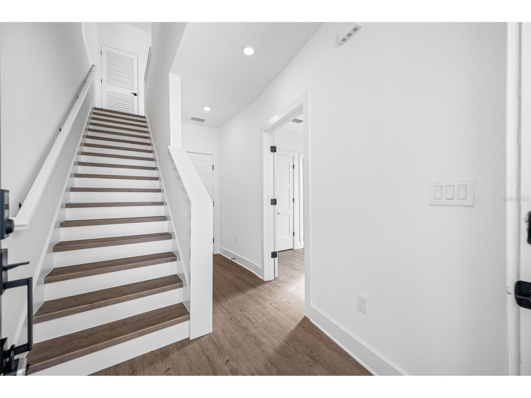 315 15th Street N Saint Petersburg FL 33705 TB8475330 image7