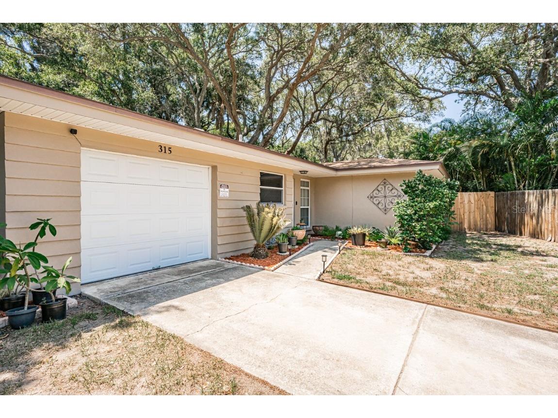 315 15th Street NW Largo FL 33770 - MCKAY CREEK U8203903 image1