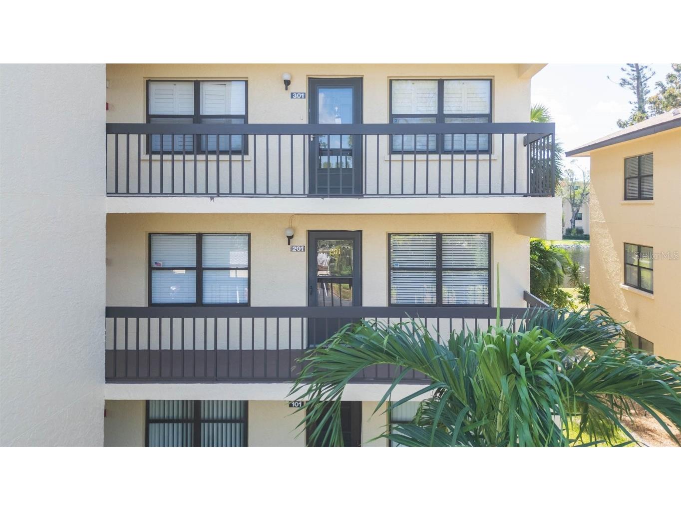 315 30 Avenue W #B201 Bradenton FL 34205 TB8317131 image2