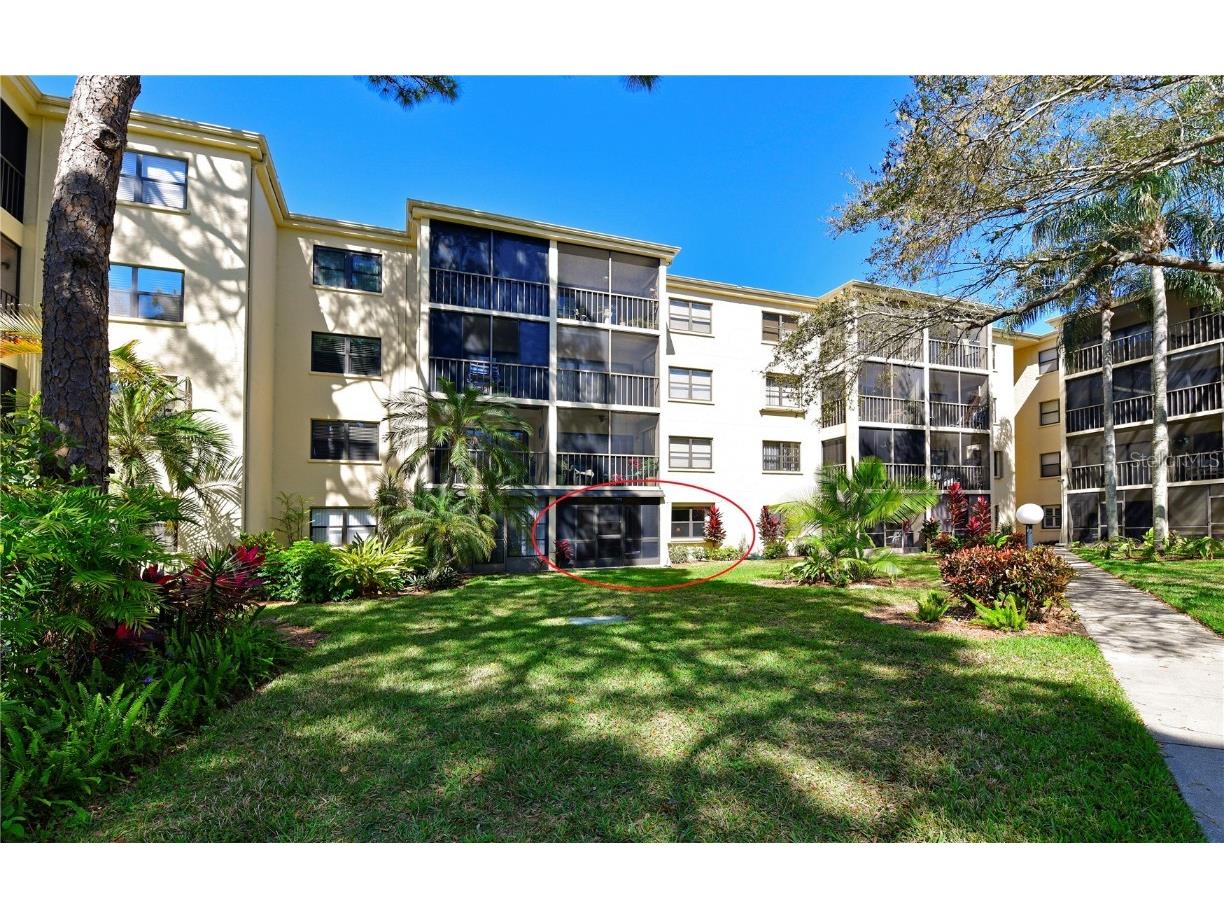 315 30th Avenue W #B105 Bradenton FL 34205 - DESOTO SQUARE LAKE A4596404 image1