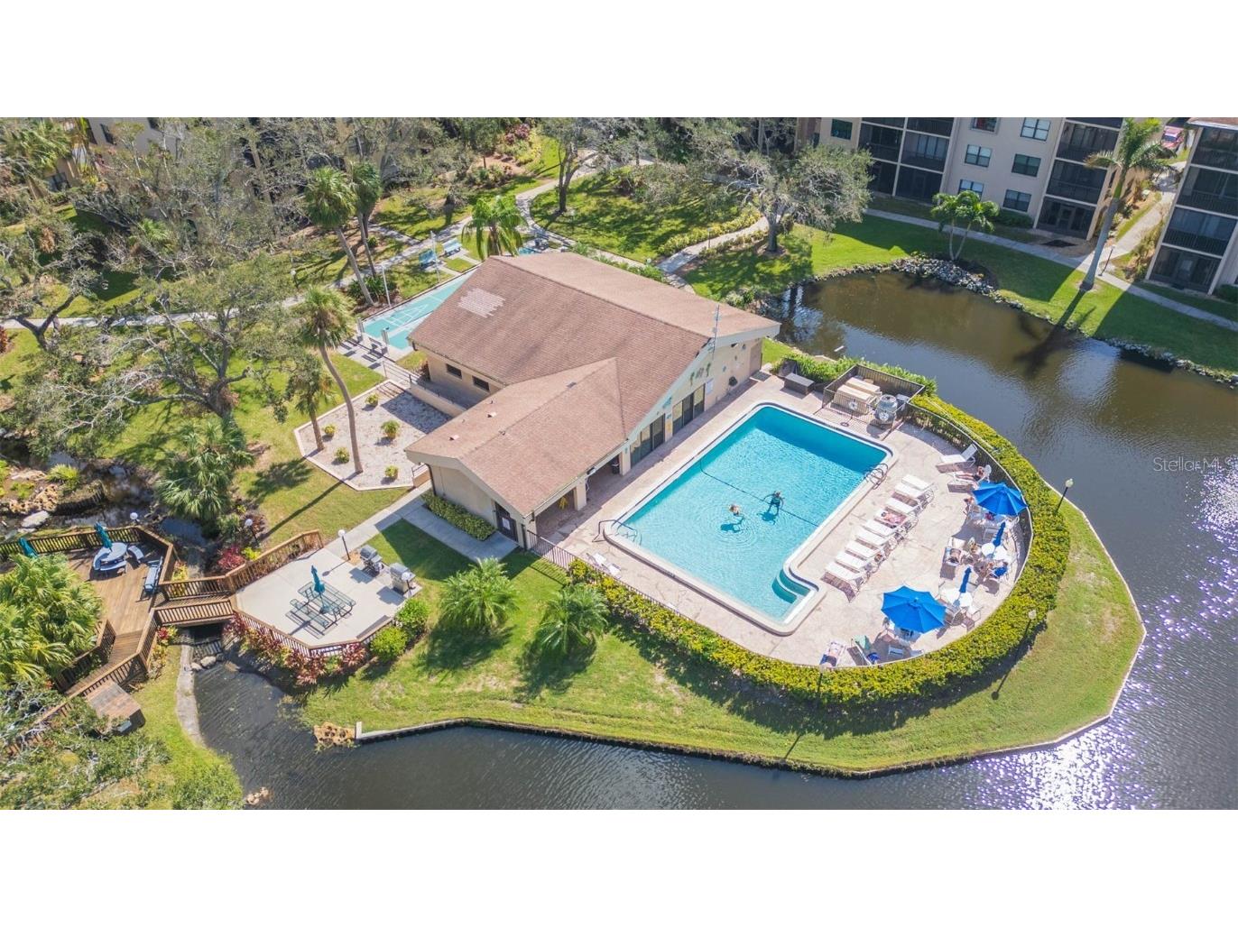 315 30th Avenue W #B201 Bradenton FL 34205 TB8398498 image1