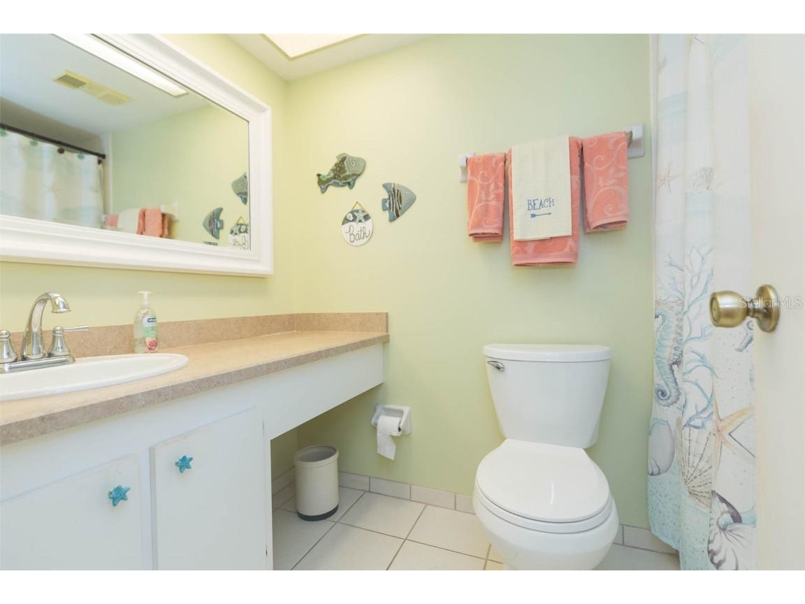 315 30th Avenue W #B201 Bradenton FL 34205 TB8398498 image23