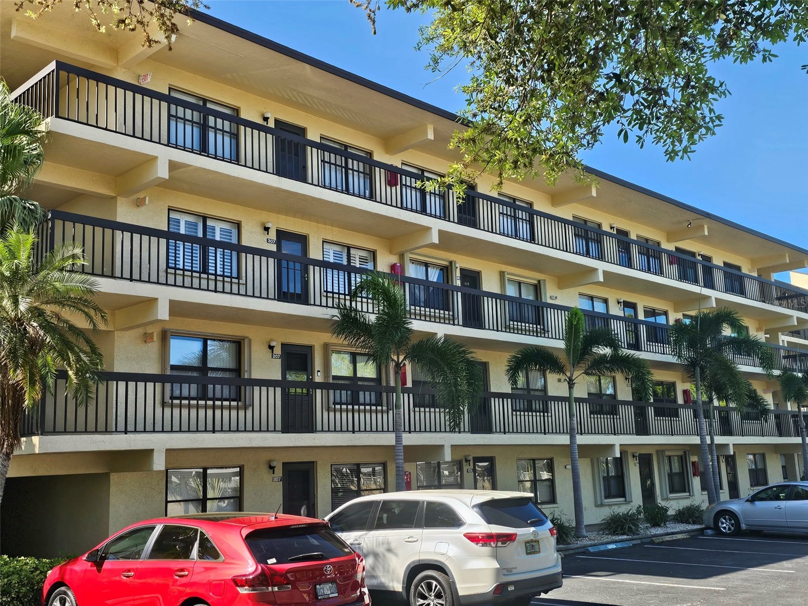 315 30th Avenue W #B307 Bradenton FL 34205 A4686134 image1