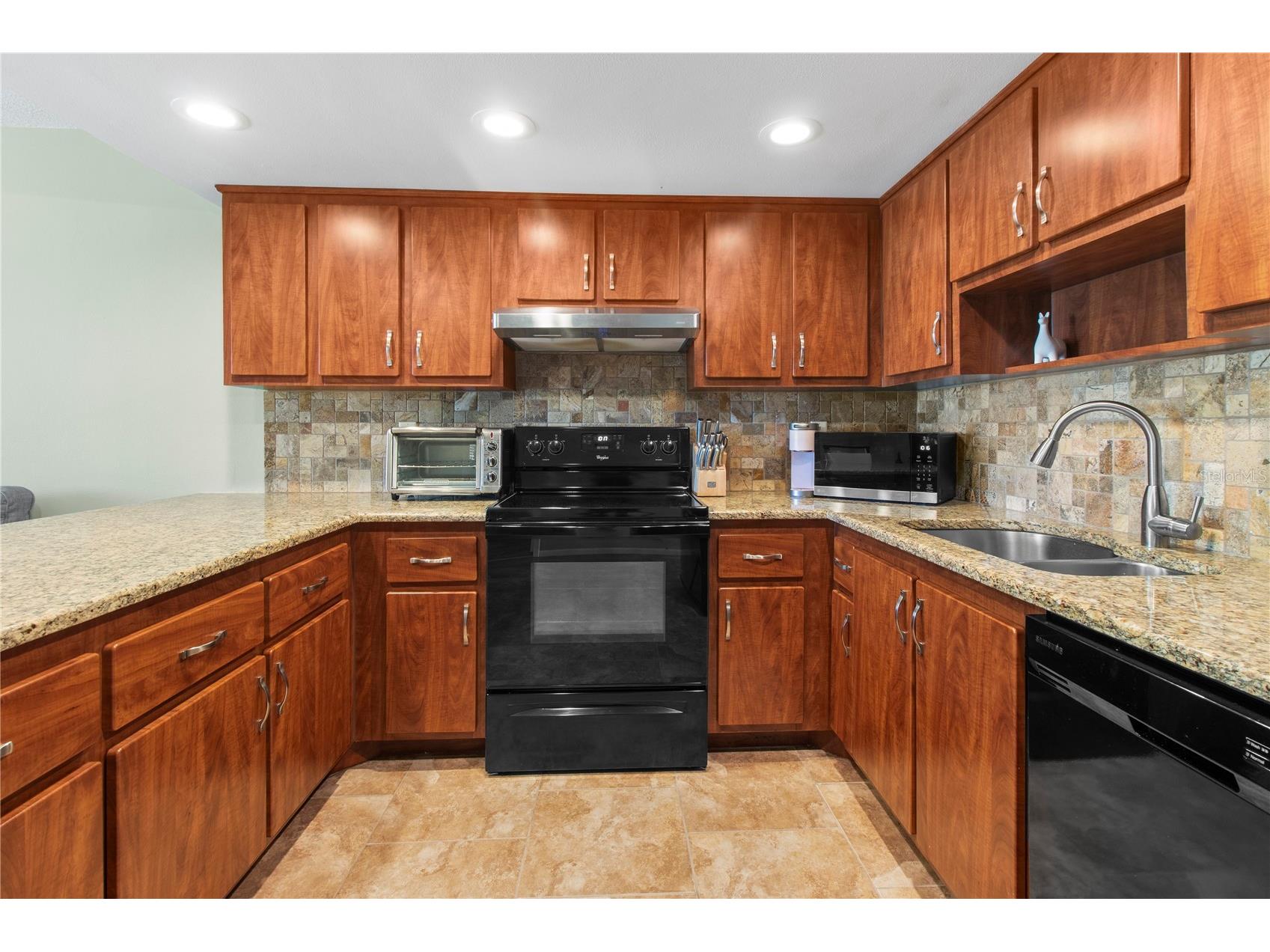 315 30th Avenue W #B411 Bradenton FL 34205 A4687766 image12
