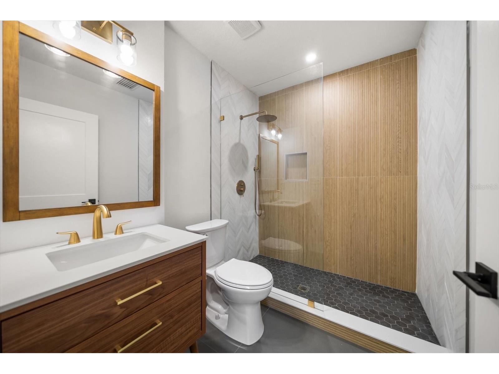 315 31st Street W Bradenton FL 34205 TB8460301 image13