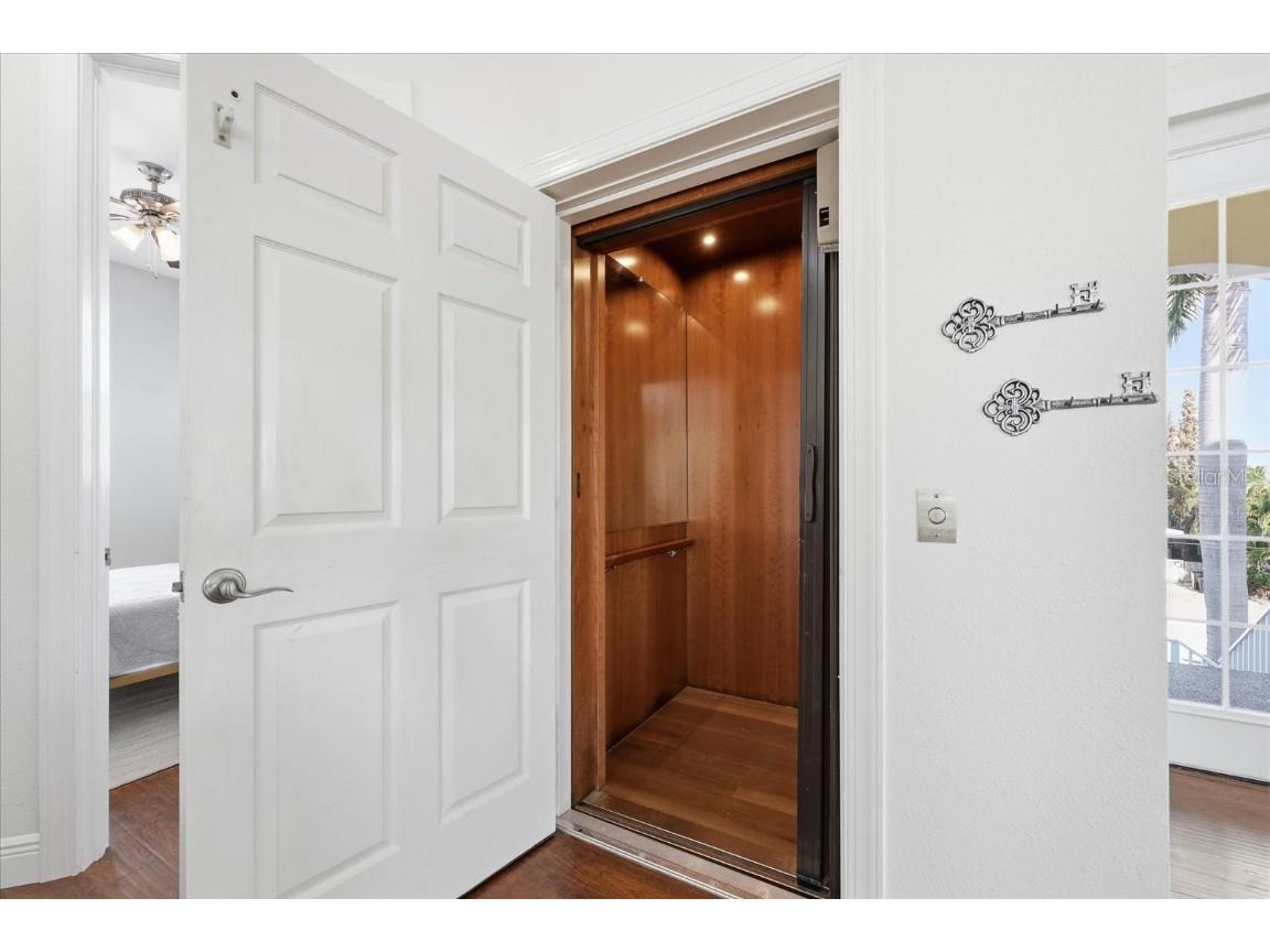 315 40th Avenue Saint Pete Beach FL 33706 TB8454011 image24