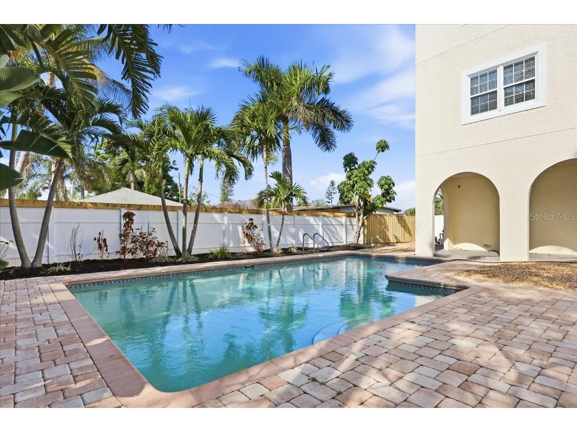 315 40th Avenue Saint Pete Beach FL 33706 TB8454011 image4