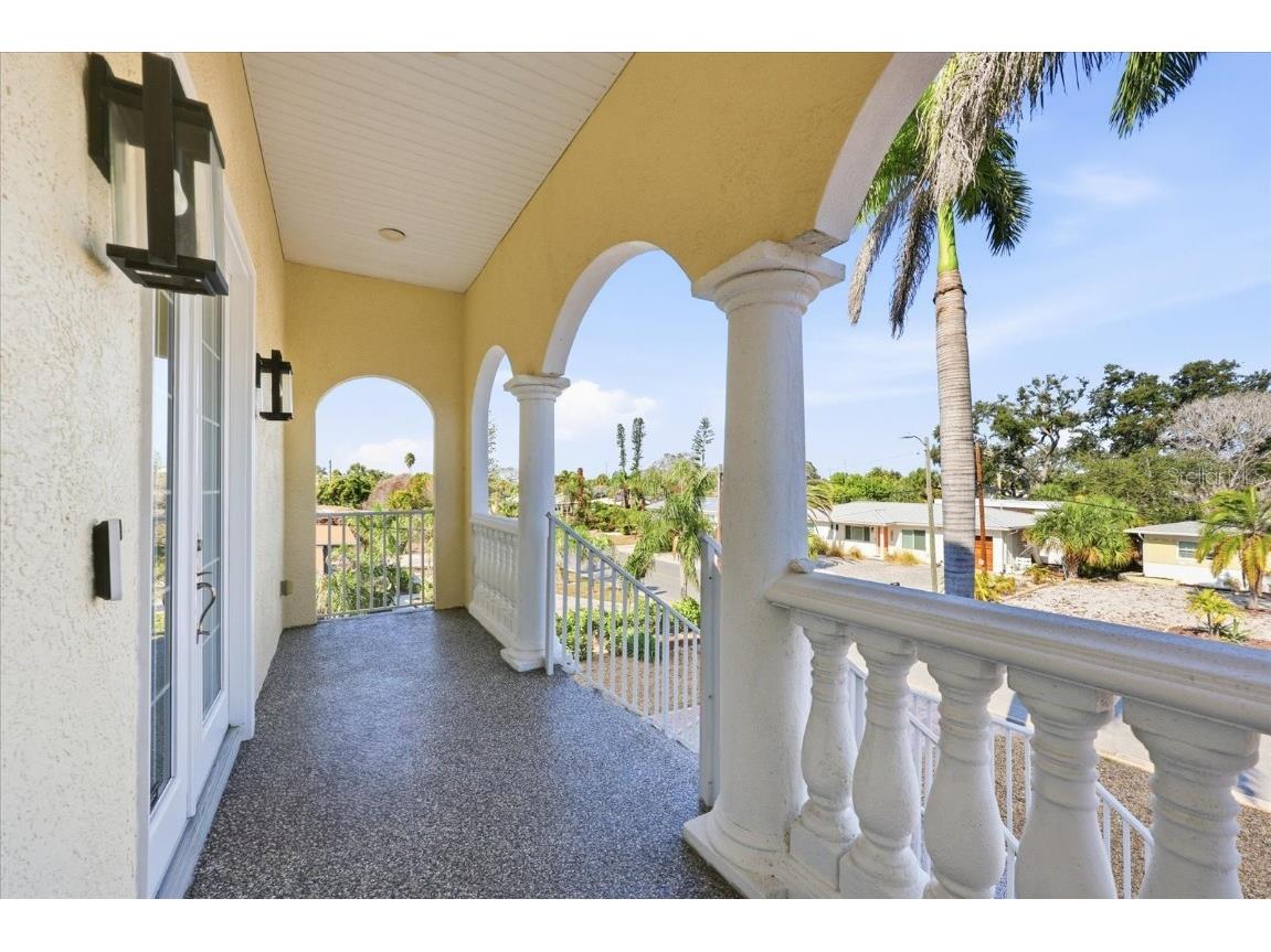 315 40th Avenue Saint Pete Beach FL 33706 TB8454011 image9