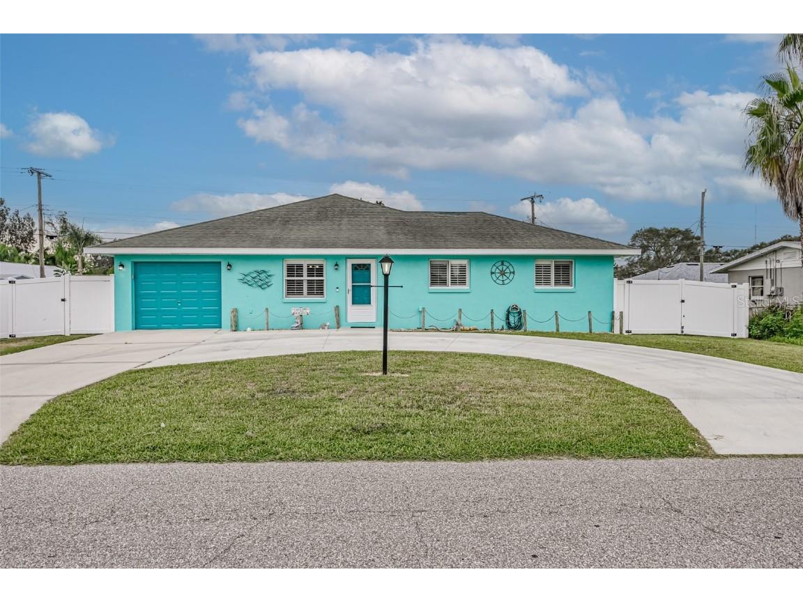315 45th Street Court W Palmetto FL 34221 A4580745 image1