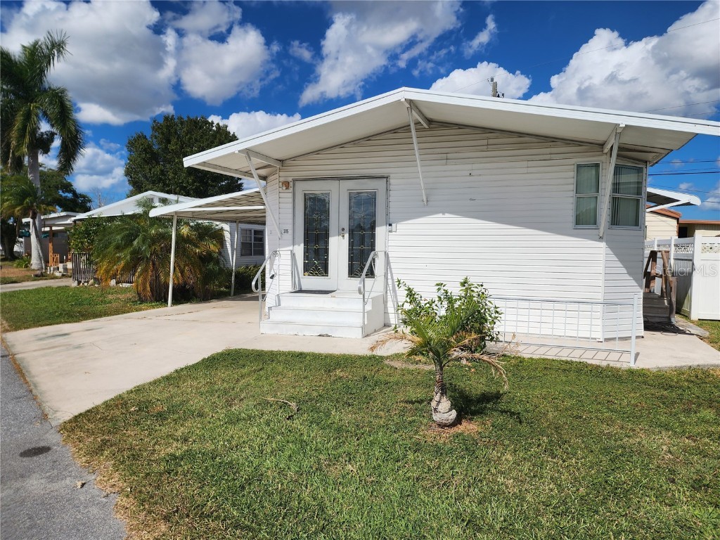 315 52nd Avenue Drive W Bradenton FL 34207 A4588825 image1