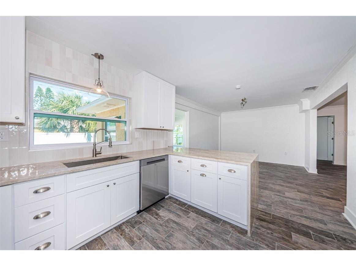 315 82nd Avenue Saint Pete Beach FL 33706 TB8439745 image15