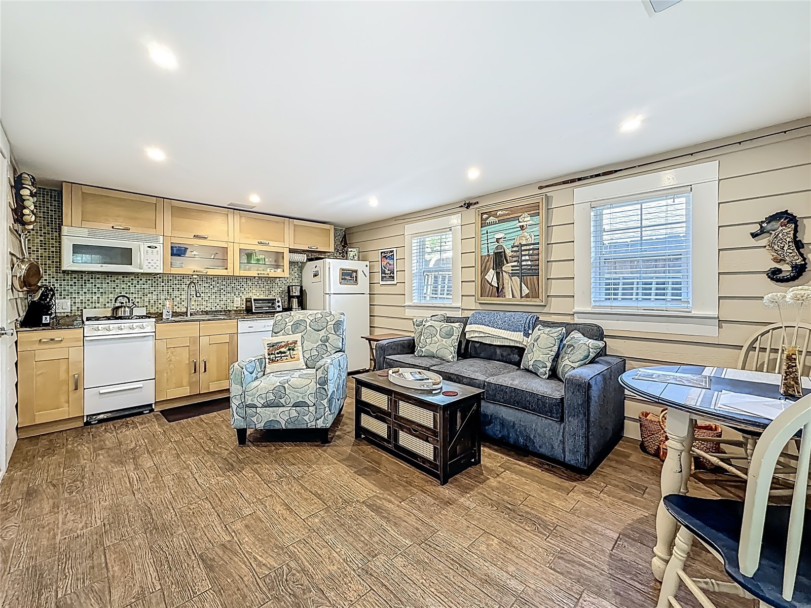 315 8th Avenue NE Saint Petersburg FL 33701 TB8491565 image37