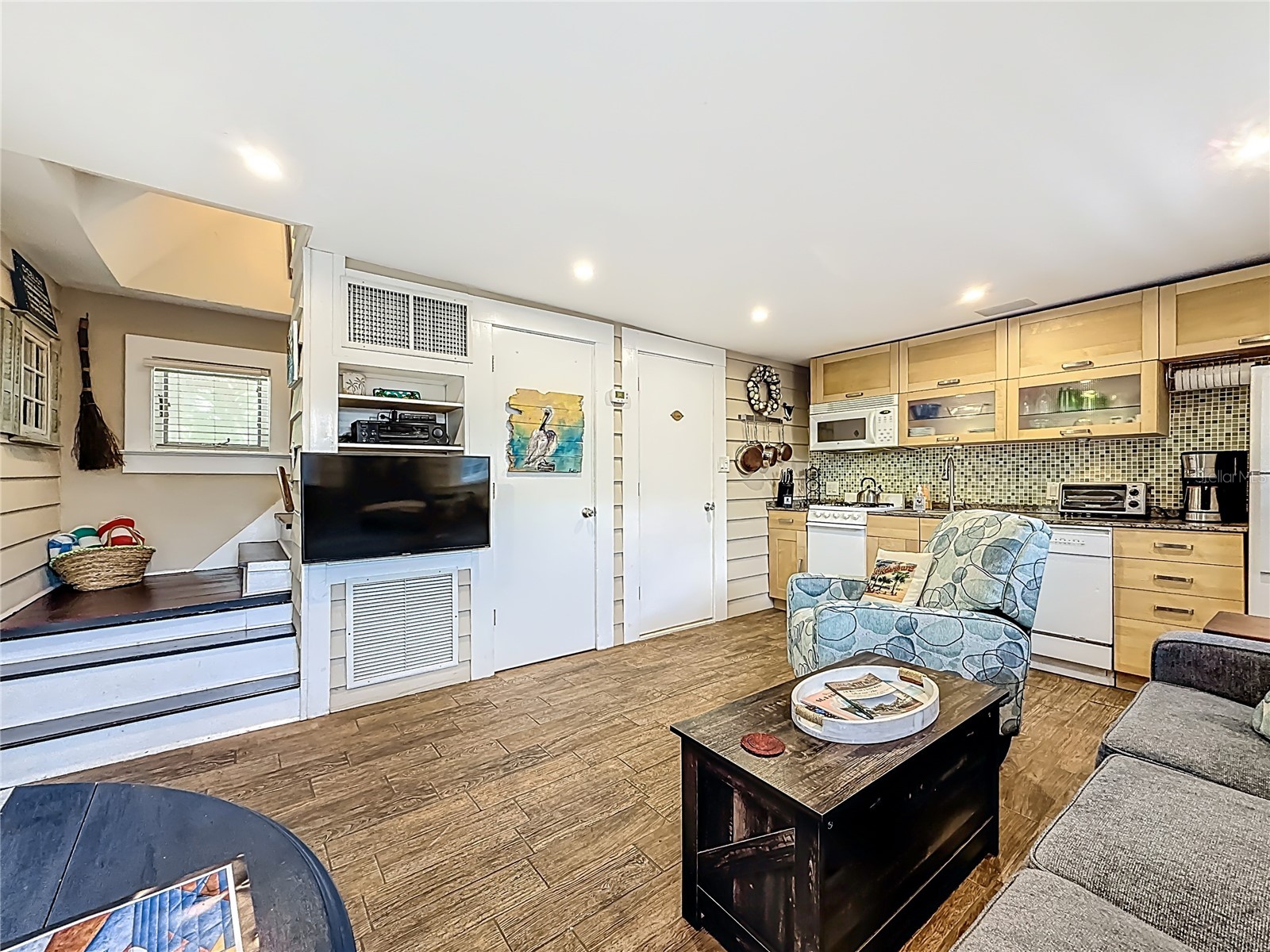 315 8th Avenue NE Saint Petersburg FL 33701 TB8491565 image38