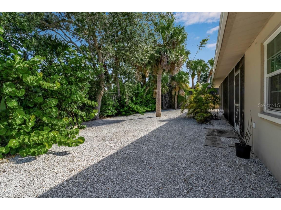 315 Avenida De Paradisio Sarasota FL 34242 A4669487 image22