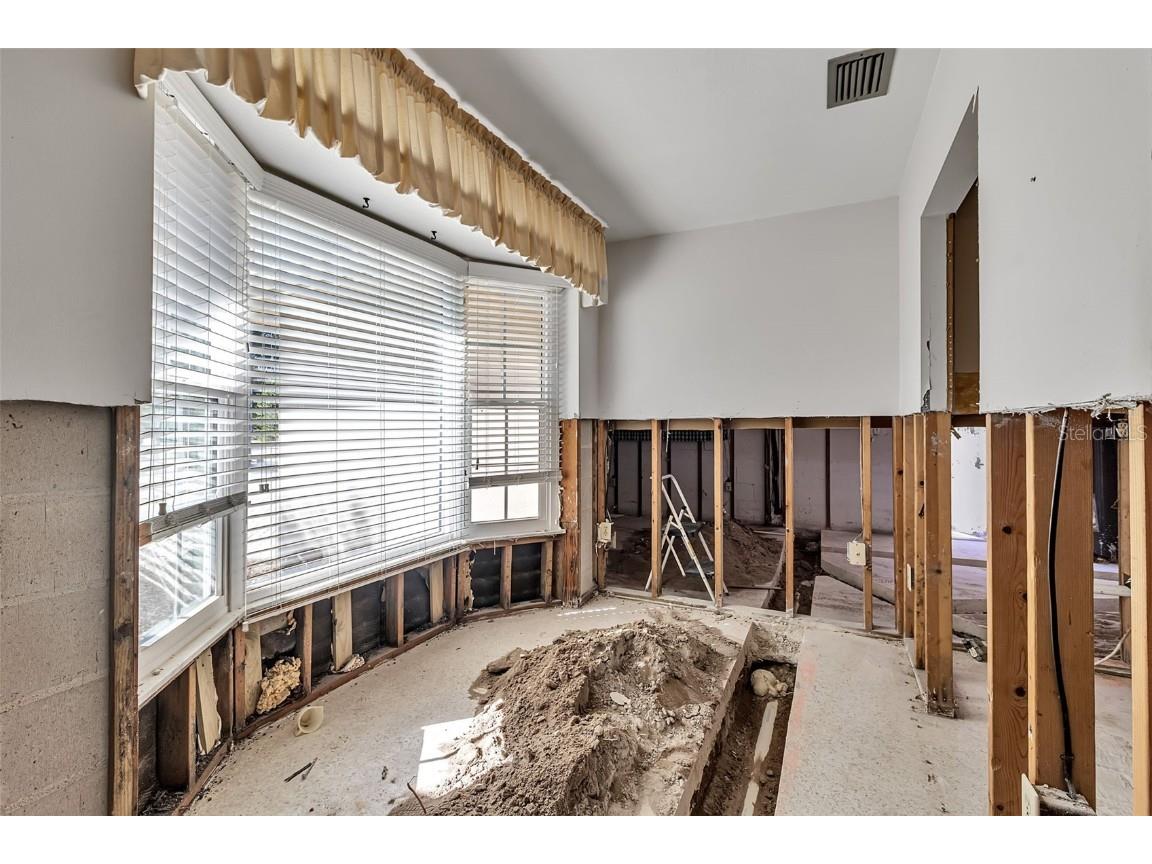 315 Avenida De Paradisio Sarasota FL 34242 A4669487 image9