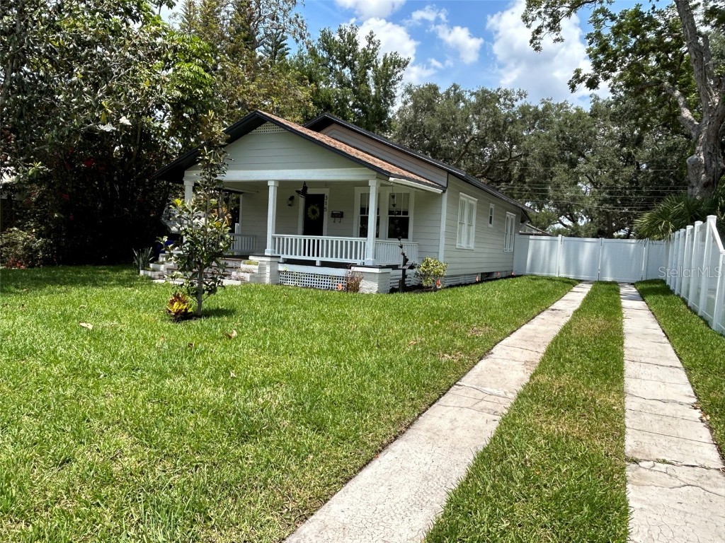 315 Carey Place Lakeland FL 33803 T3445133 image1