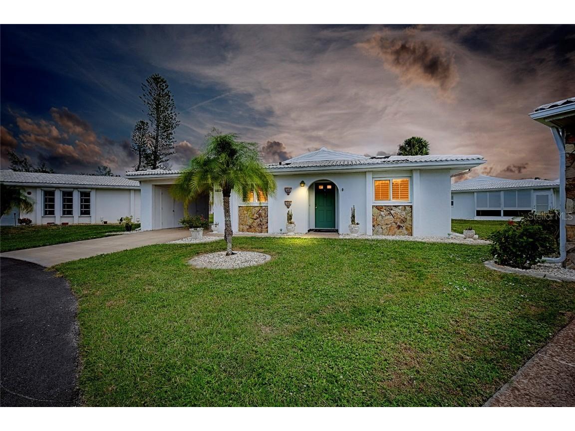 315 Circlewood Drive #D2-3 Venice FL 34293 N6129160 image1