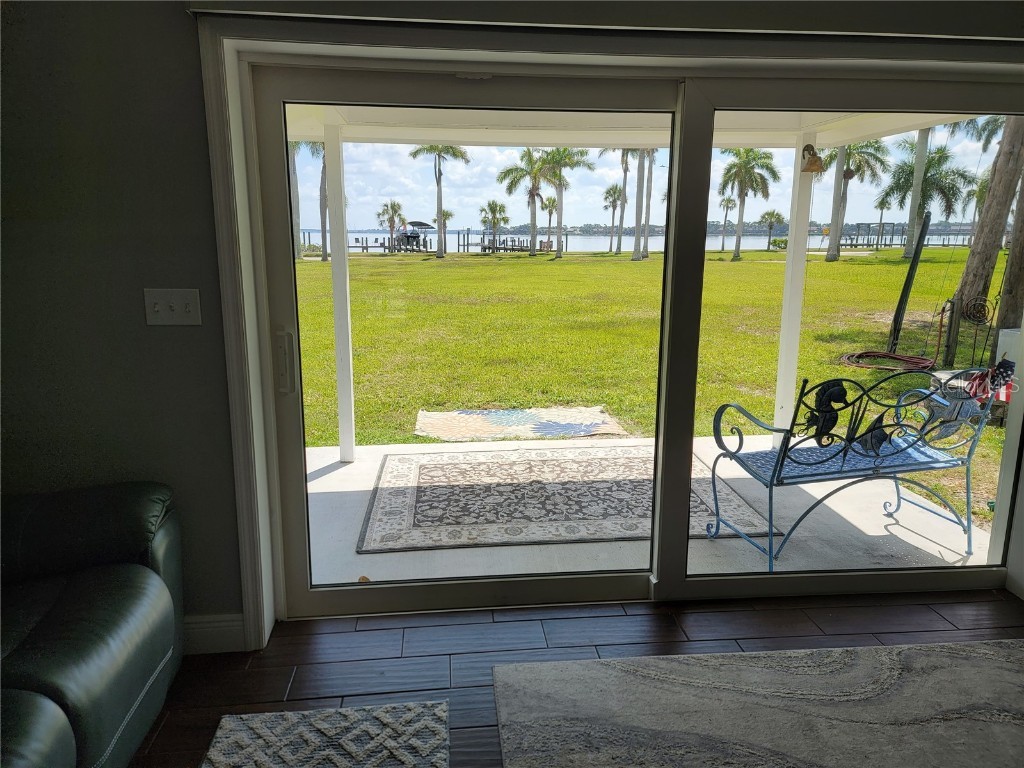 315 Crescent Court E Bradenton FL 34208 A4671942 image5