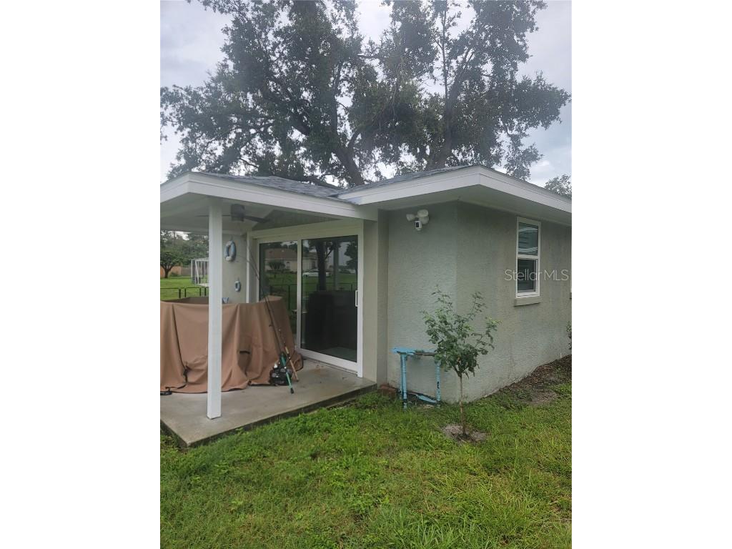 315 Crescent Court E Bradenton FL 34208 A4671942 image7