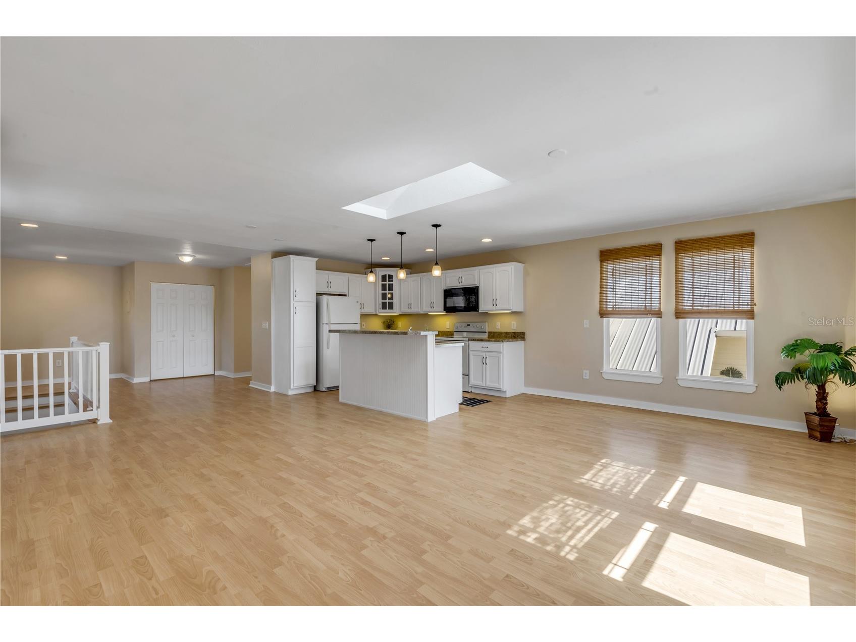 315 Due East Street New Smyrna Beach FL 32169 NS1088594 image55