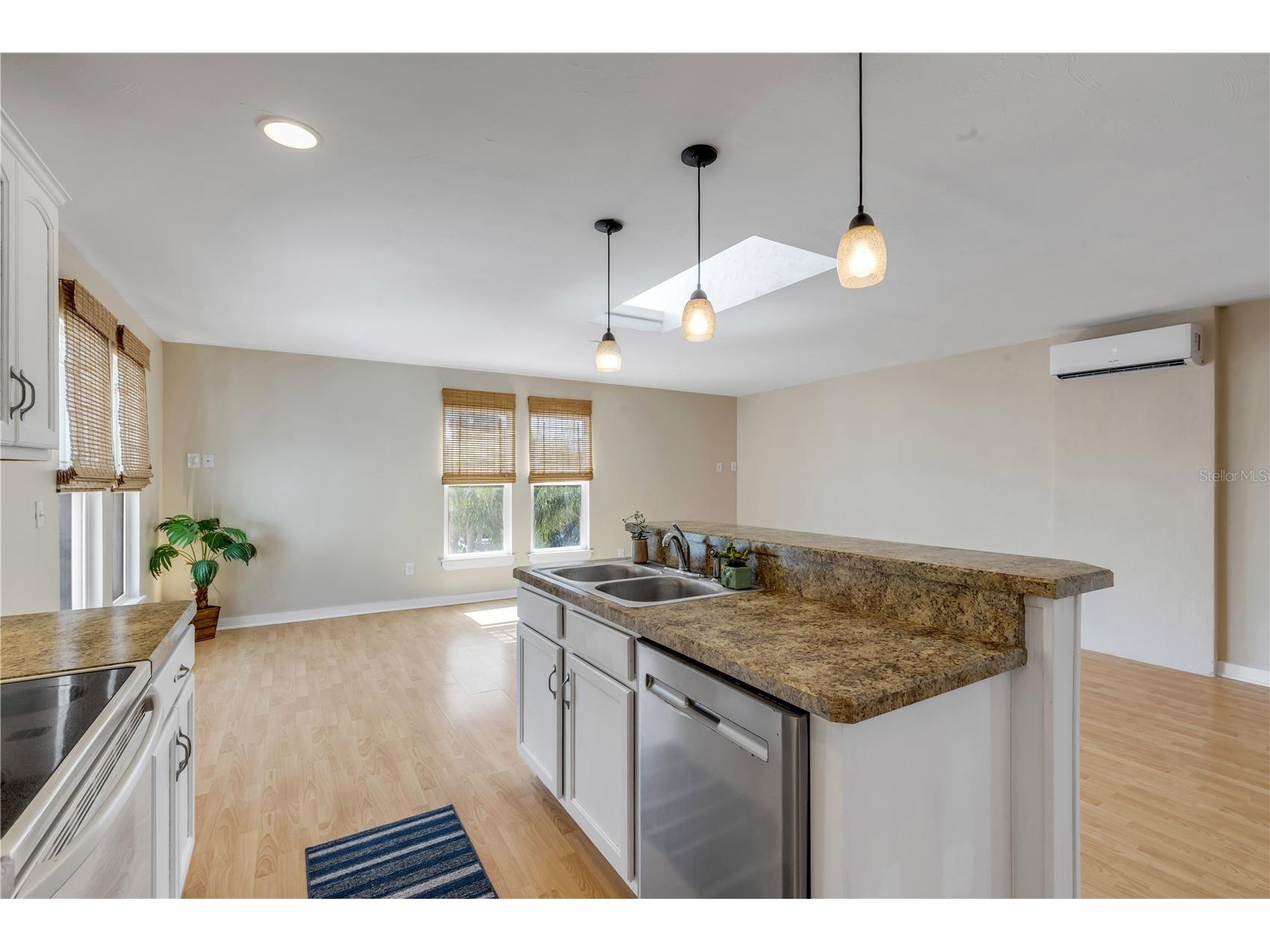 315 Due East Street New Smyrna Beach FL 32169 NS1088594 image62