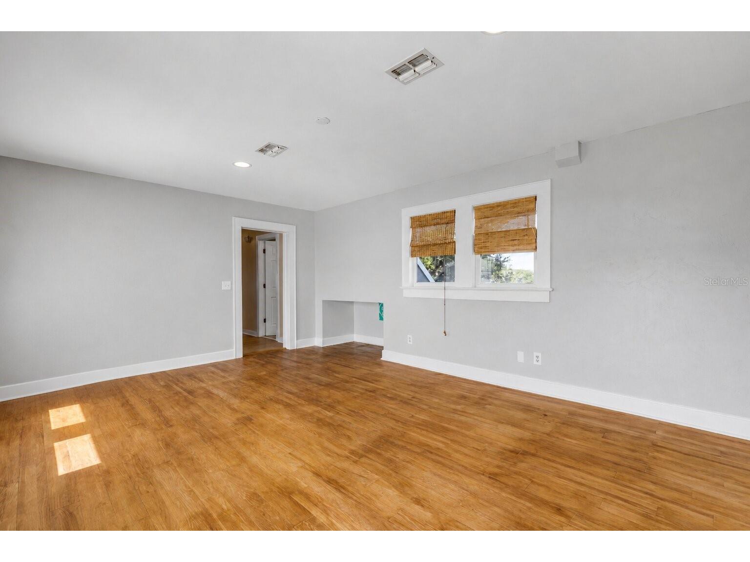 315 Due East Street New Smyrna Beach FL 32169 NS1088594 image64