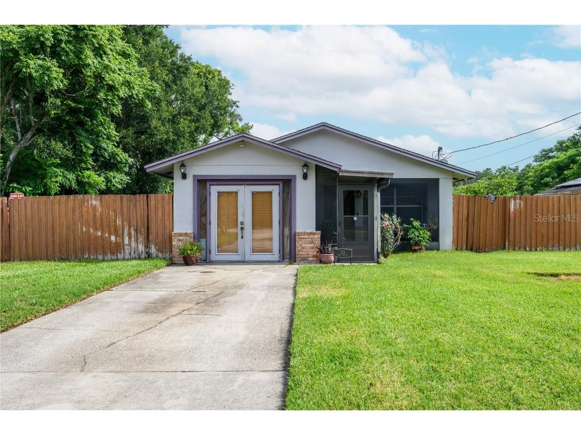315 E 13th Street Apopka FL 32703 O6121796 image1