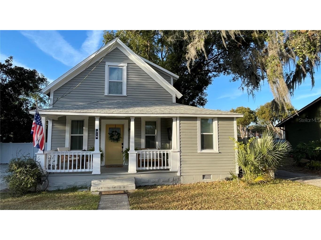 315 E Lemon Avenue Eustis FL 32726 A4563057 image1