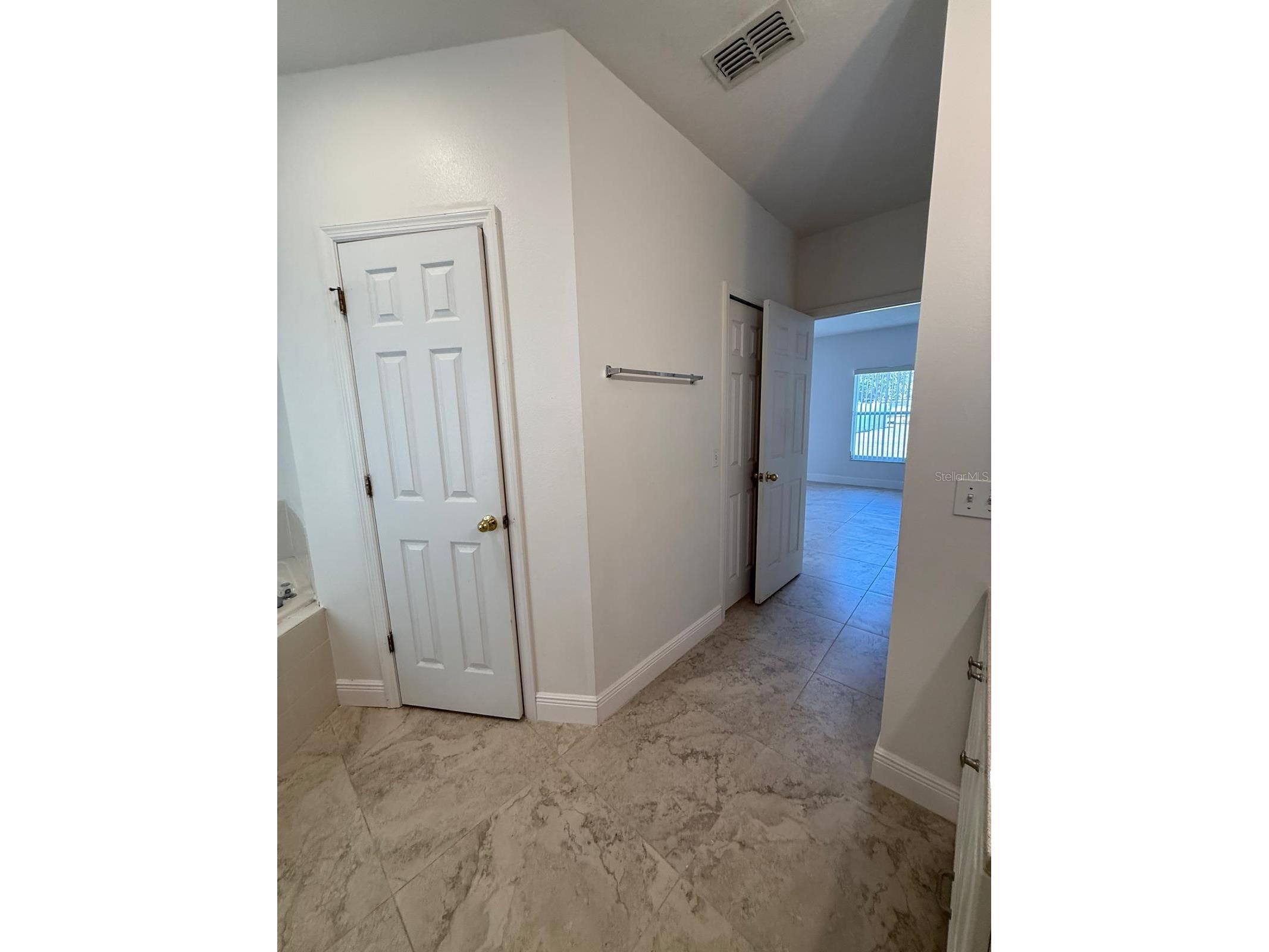315 Edgewood Court Kissimmee FL 34759 L4958801 image8