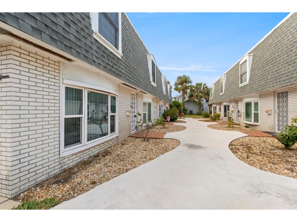 315 Glenview Blvd #1 Daytona Beach FL 32118 R4907619 image1