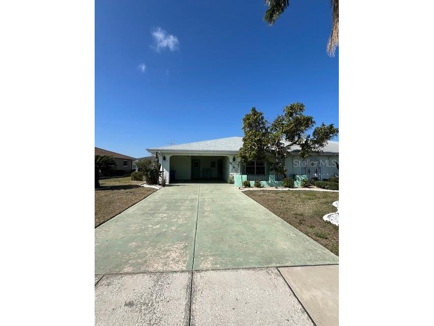 315 Green Manor Drive Sun City Center FL 33573 TB8365557 image1