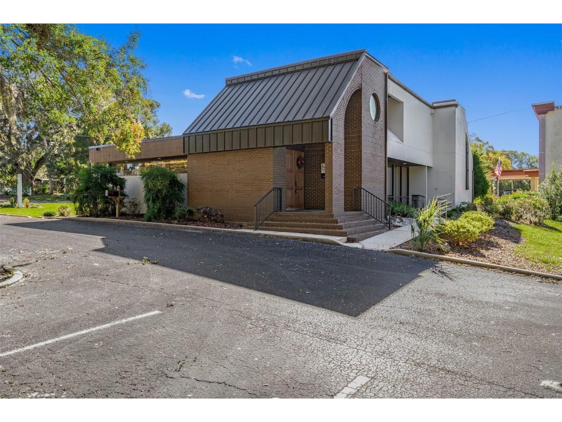 315 Howell Avenue Brooksville FL 34601 W7881210 image1