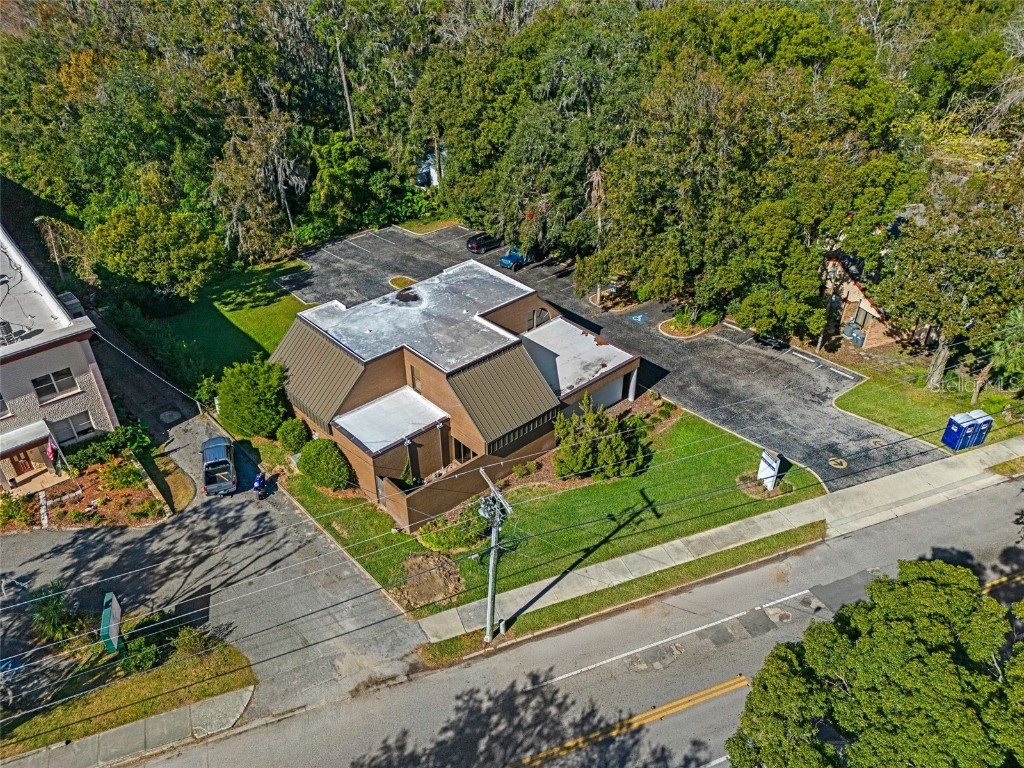 315 Howell Avenue Brooksville FL 34601 W7881210 image2