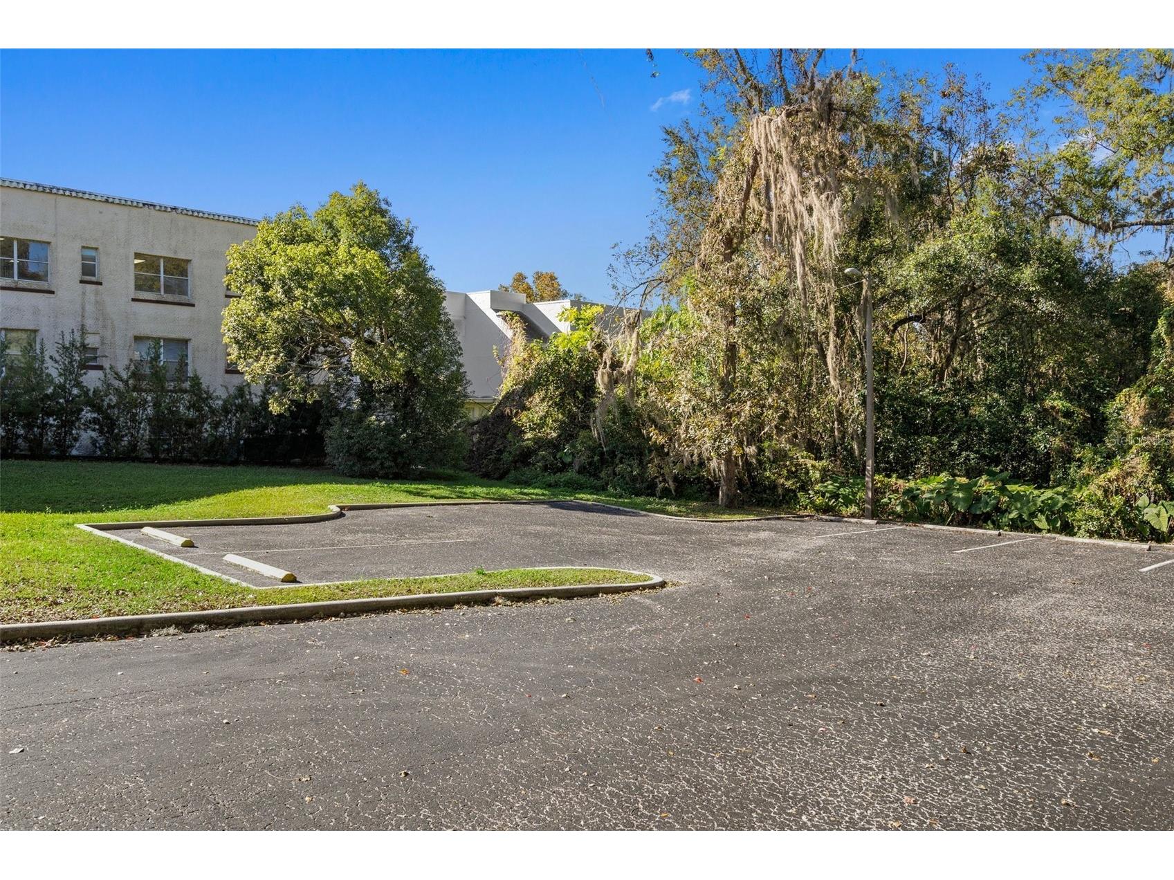 315 Howell Avenue Brooksville FL 34601 W7886578 image52