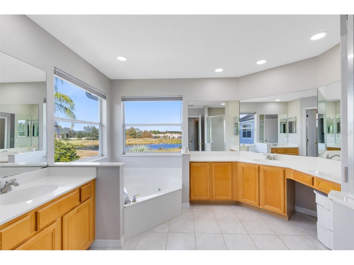 315 Isle Of Sky Circle Orlando FL 32828 O6361062 image16