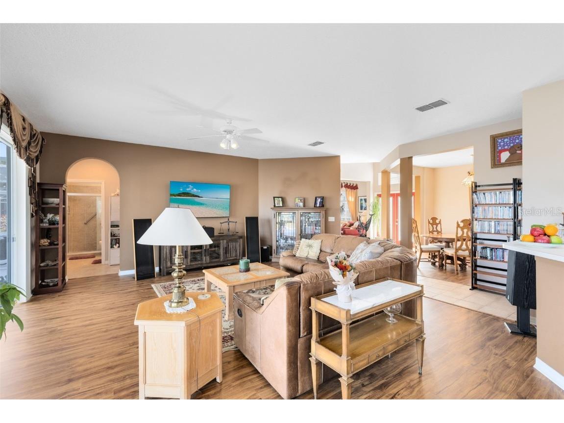 315 Isle Of Sky Circle Orlando FL 32828 O6361062 image5