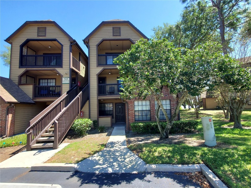 315 Lakepointe Drive #102 Altamonte Springs FL 32701 O6191020 image1