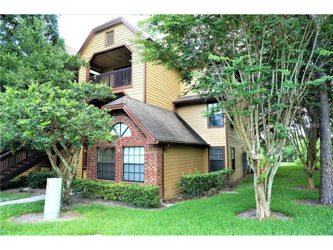 315 Lakepointe Drive #102 Altamonte Springs FL 32701 O6372433 image2