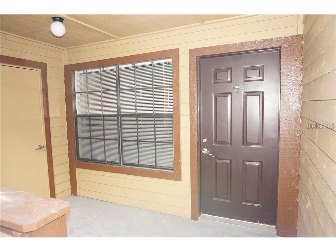 315 Lakepointe Drive #102 Altamonte Springs FL 32701 O6372433 image3