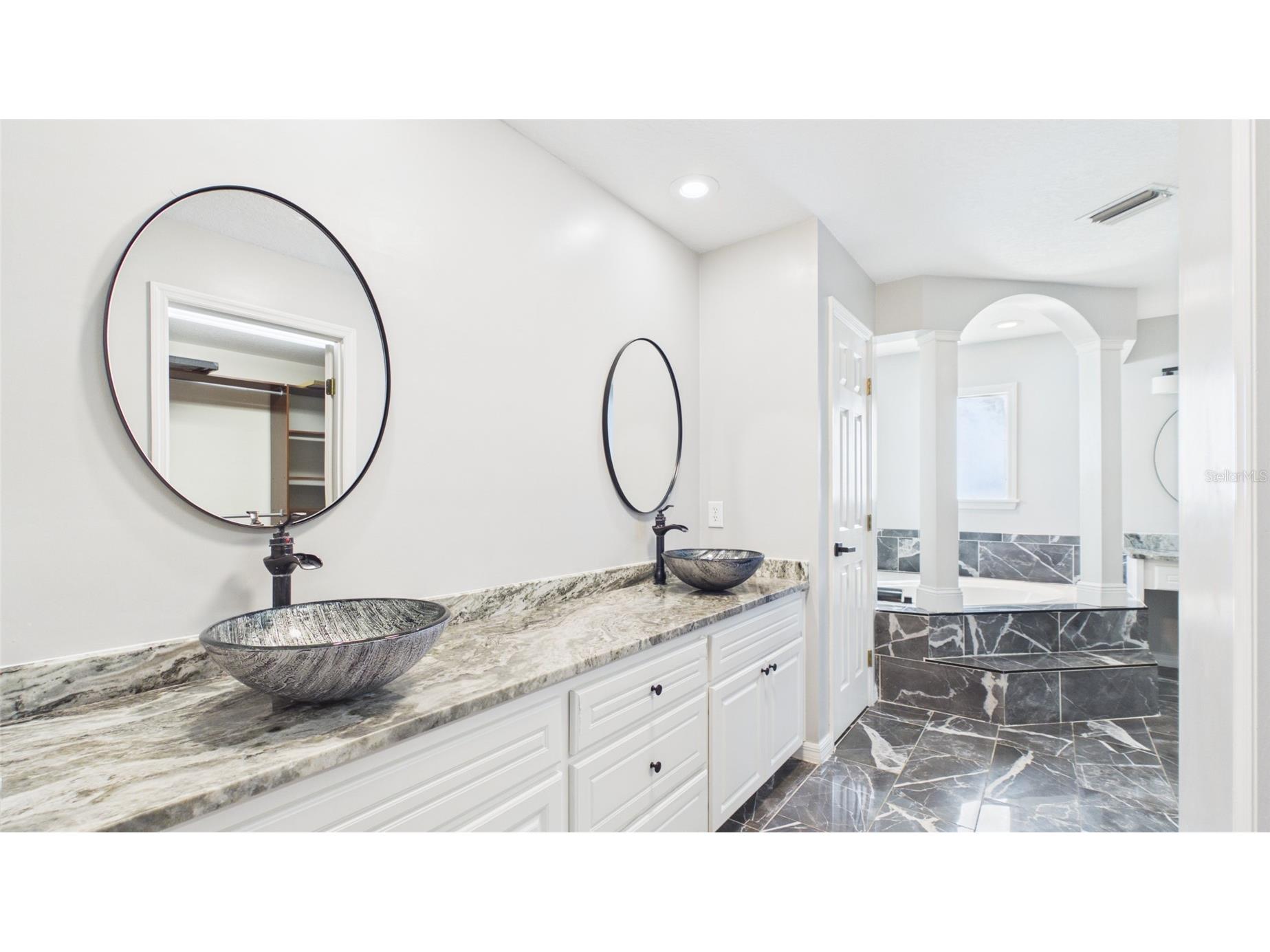 315 Lanceolate Drive Winter Haven FL 33880 - SPIRIT LAKE & GRASSY LAKE L4963490 image10
