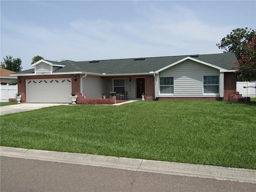 315 Larkspur Court Kissimmee FL 34743 S5153600 image1