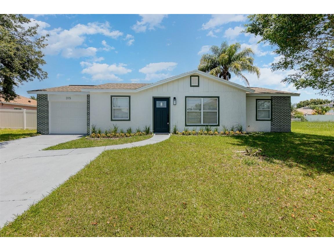 315 Lauderdale Court Kissimmee FL 34759 T3451577 image1
