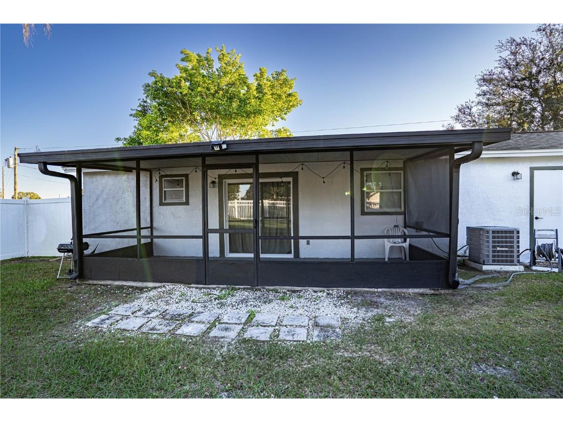 315 Lauderdale Court Kissimmee FL 34759 P4932966 image49